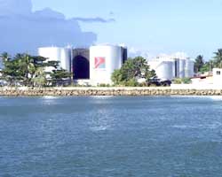 Panay News : Oil depot in Lapuz, Lapaz