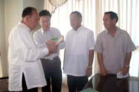 Gov. Tupas with the Chinese Visitors