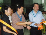 Vinnie Tan, Dr Glen Aguilar and Alfredo Roca  during the ribbon cutting