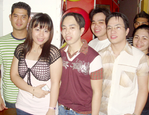 Roniio Golipatan with the guests