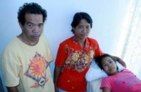 Allen Joy and her parents