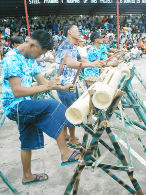 Tultugan drummers