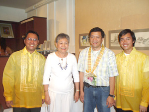 Prof Joel Labos, Nelfa Querubin, Chancellor Glen Aguilar and Prof Vinnie Tan