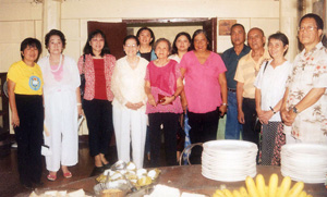 Mrs. Marietta Mejica-Servigon (6th from left) with the Golden Jubilarians of BES, Fr. Tom Delicana (far right), Mrs. Pilar Mejica-Martinez (5th from left) and Mrs. Christine Mejica (7th from left).