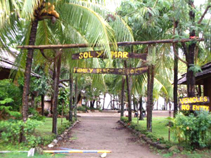 Entrance to Sol Y Mar