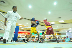 Junior Division Light Flyweight