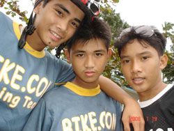 The trio Joseph, Niño and Goodjie