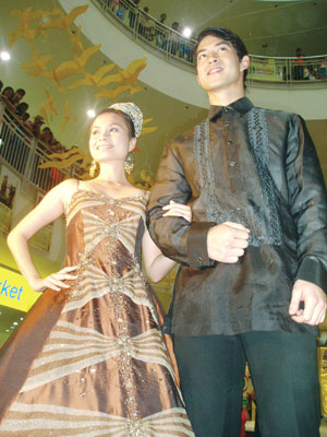 Vena Ardales, Iloilo with escort Jon Avila