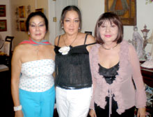 Palomar sisters Nelly, Madam Jane and Au-au.