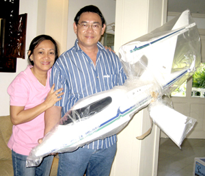 Sarah surprises Judgee with a new RC jet