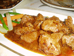 Sirloin in pepper sauce.