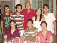 Shobe's family - Standing are Pepe Con, Chino Yee, Edward Yee while seated are Kuko Yee, Kitty Con, Tony Con and Shobe's mom Consuelo Con.