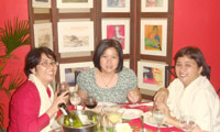 Mary Ann's High School batchmates Reena Pena, Mitzi Tongoy and Christine Severino.