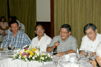 Gov Joe Zubiri of Bukidnon, Vice Gov Marcelino Aganon of Tarlac, Cocoy Locsin, and SRA Administrator Lito Coscolluela.