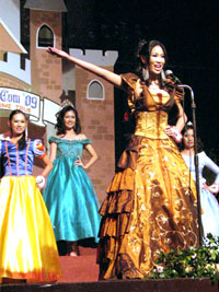 The princessess in their production number.