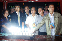 Diona Ines, Atty Von Lovel Bedora, Councilor Lyndon Acap, CPU President Teodoro Robles, Councilor Jeffrey Ganzon, Joshua Misajon, simultaneously switch on the Christmas lights at CPU