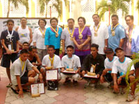 The winners with city officials and organizers.