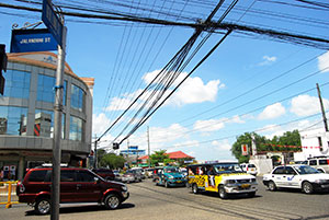 Iloilo City's second flyover will soon rise in this junction of Gen. Luna and Jalandoni Streets.