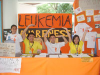 Volunteers for the Leukemia Awareness Exhibit spell ‘IGGY’.