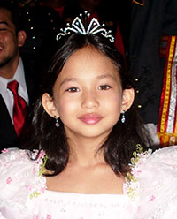 Children Fancy Dress Ball Queen Ramona Isabel Chan.