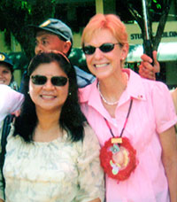 Tonette Toledo, host of cable television talk show “Talking Point”, poses with US Ambassador Kristie Kenney during the latter's visit to Jaro National High School recently.