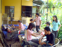 Coffeebreak Metro holds bloodletting activity