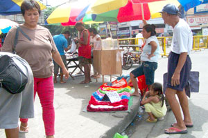 For people in downtown Iloilo City going about their daily lives trying to make both ends meet, the scare caused by the spread of A(H1N1) virus is nothing compared to the challenges befalling their plight.