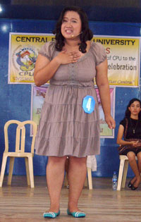 Declamation contest first placer Dionela Majallika.