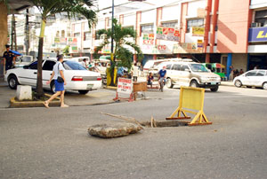 This drainage manhole in Iznart Street, Iloilo City