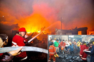 Firemen had a hard time controlling the fire because most of the houses were made of light materials.