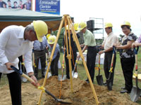 Groundbreaking Ceremony with the family of Dr. Rogelio Florete Sr. and members of the Construction Team.