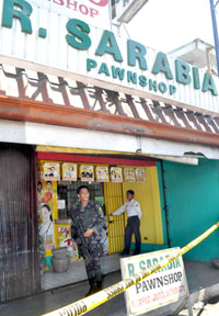 R. Sarabia Pawnshop, owned by the wife of Iloilo City Mayor Jerry Treñas, was ransacked by members of the Acetylene Gang. Police said four suspects carted away all of the jewelries pawned in the said establishment.