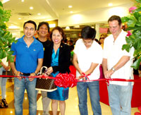 Councilor Lex Tupas, Antonio Reyes, PCSO 6 Director Jeanette Oberio, Kenneth Uygongco and Henri Mazzarelli.