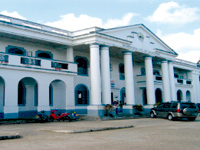 The impressive Dumarao municipal hall.