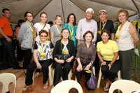 A POSE WITH GK FOUNDER TONY MELOTO. Seated are Rosa Cacho, Ma. Lourdes Cacho, Ma. Dulce Cacho Fernandez, Marirose Cacho. Standing are Erika Fernandez, Karen Cacho, Alexandra Cacho, Teresa Ortiz Fernadez, Tony Meloto, Rafa Cacho and Nena Ortoll.