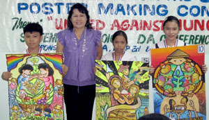 Angelane Navarro (2nd from right) of Ticud Elementary School in La Paz, Iloilo City