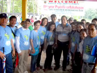 Governor Arthur Defensor Sr. and staff