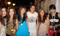 Isko Maravilla with the alluring all-girl rock band, Gen. Luna.