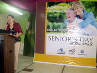 SM City Iloilo Mall Manager Girlie Liboon greets the seniors a Merry Christmas.