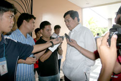 Senater President Manuel Villar